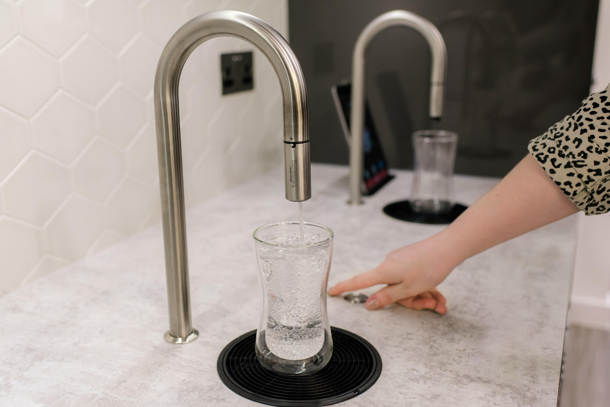 Built in sparkling water deals dispenser