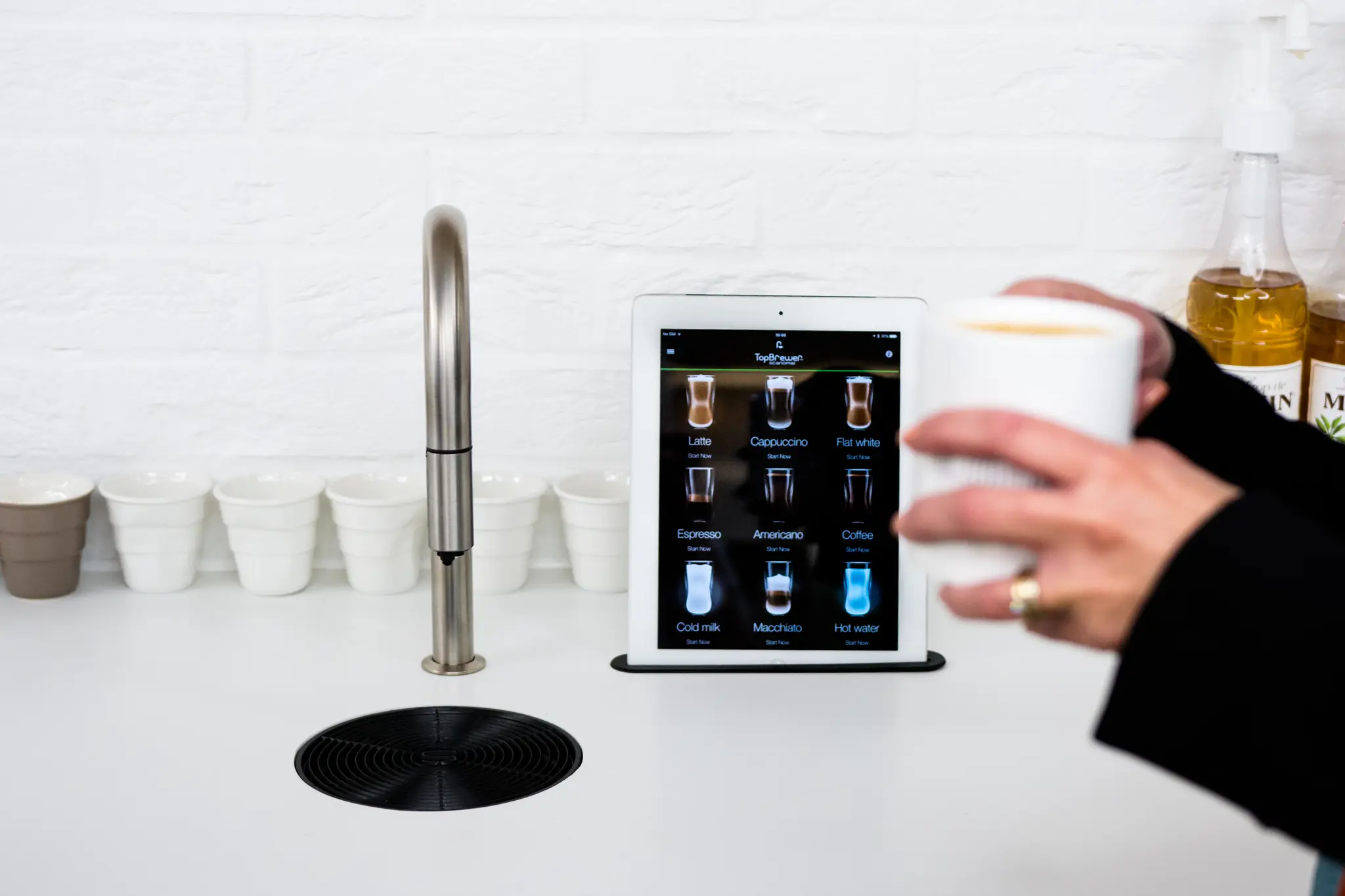 TopBrewer by Scanomat | Commercial coffee machines | Premium coffee on tap